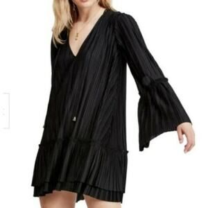 Free People Dress Size Small Mini Black Can't Help It Pleated Bell Sleeve Flowy